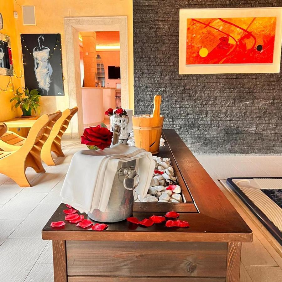 Colle Indaco Wine & Farm stay *