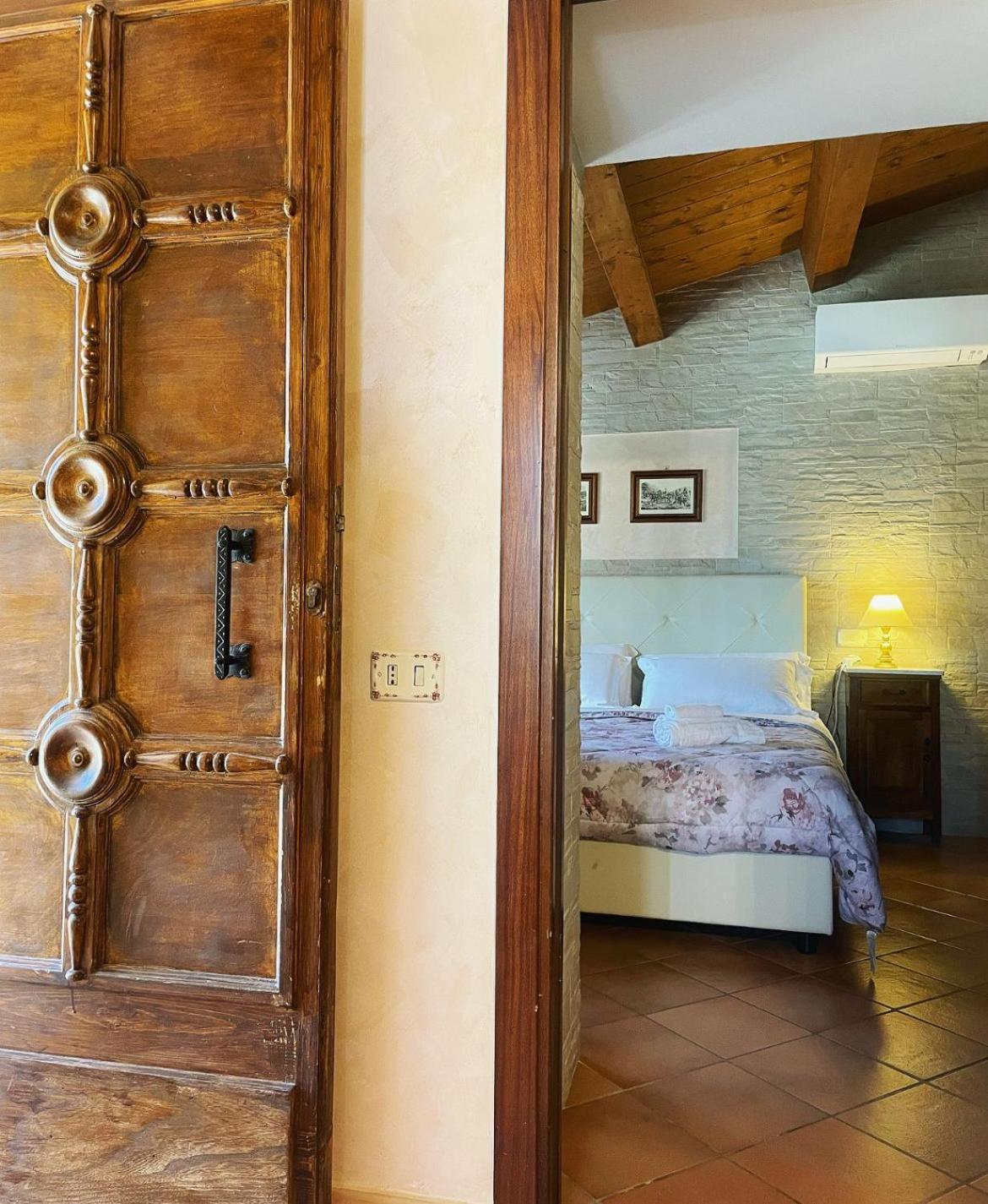Farm stay Colle Indaco Wine &